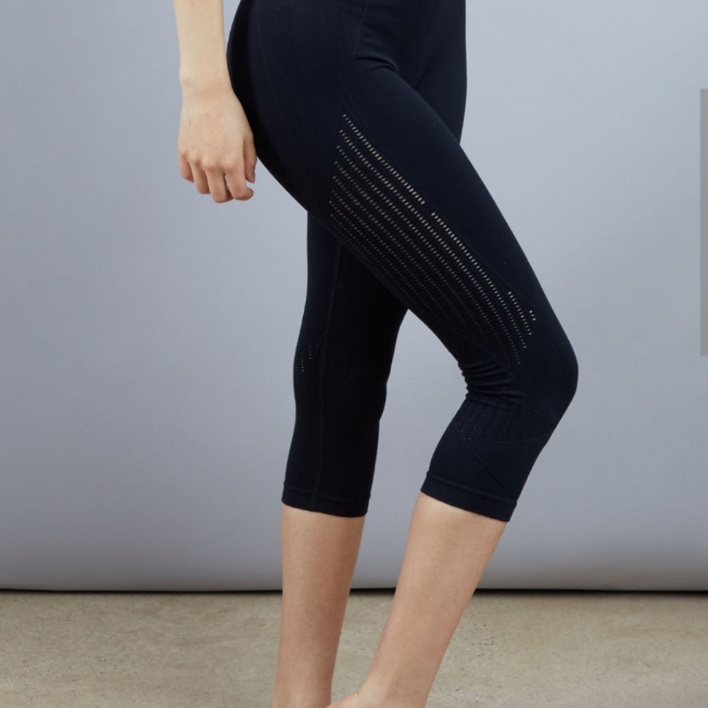 ANANDA Capri